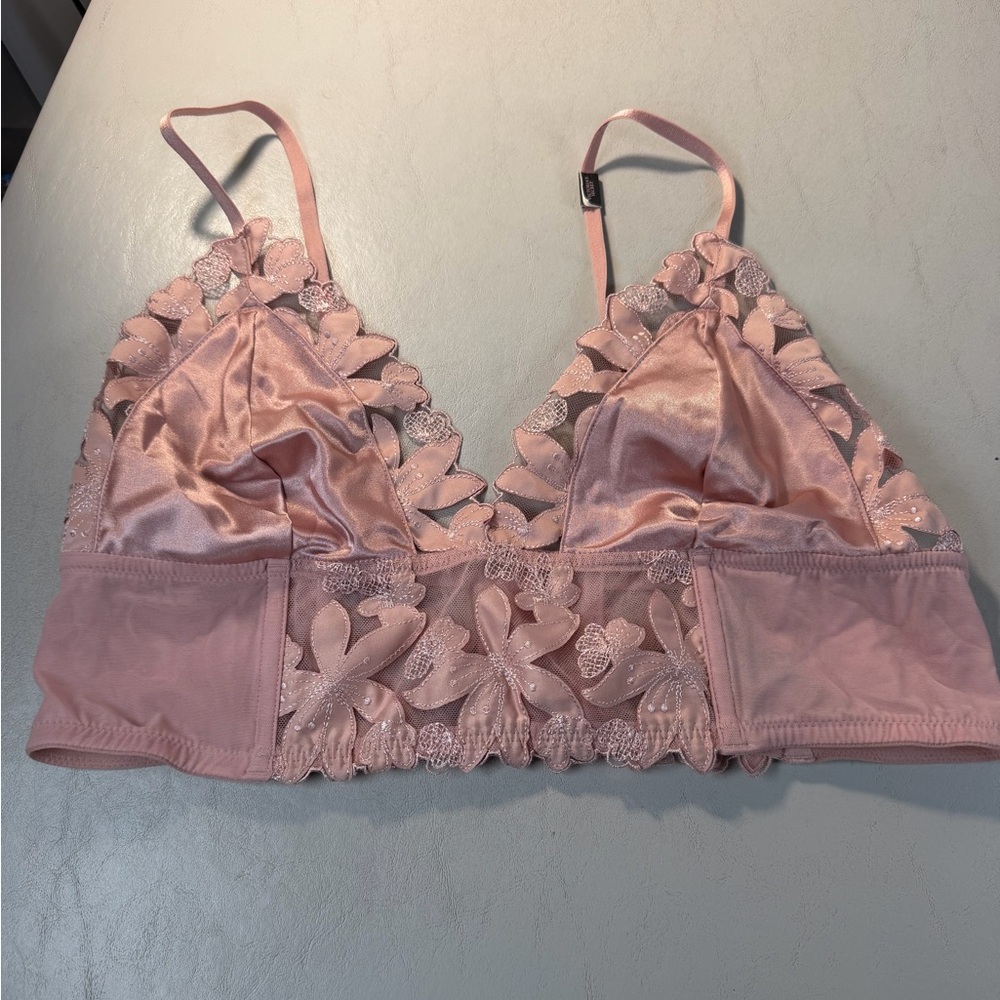 Victoria’s Secret Very Sexy Mauve Lace Bralette XL